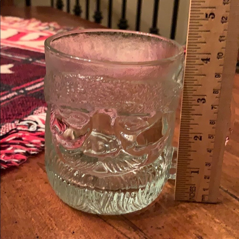 Vintage Luminarc Santa Mug - Picture 4 of 9